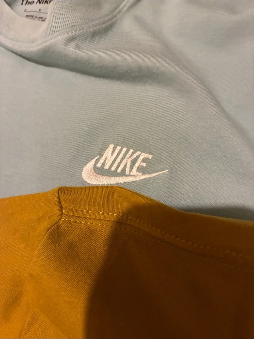 NIKE. Men’s Short-Sleeve Crew Tees - Light Green  & Light Brown. Size S. EUC